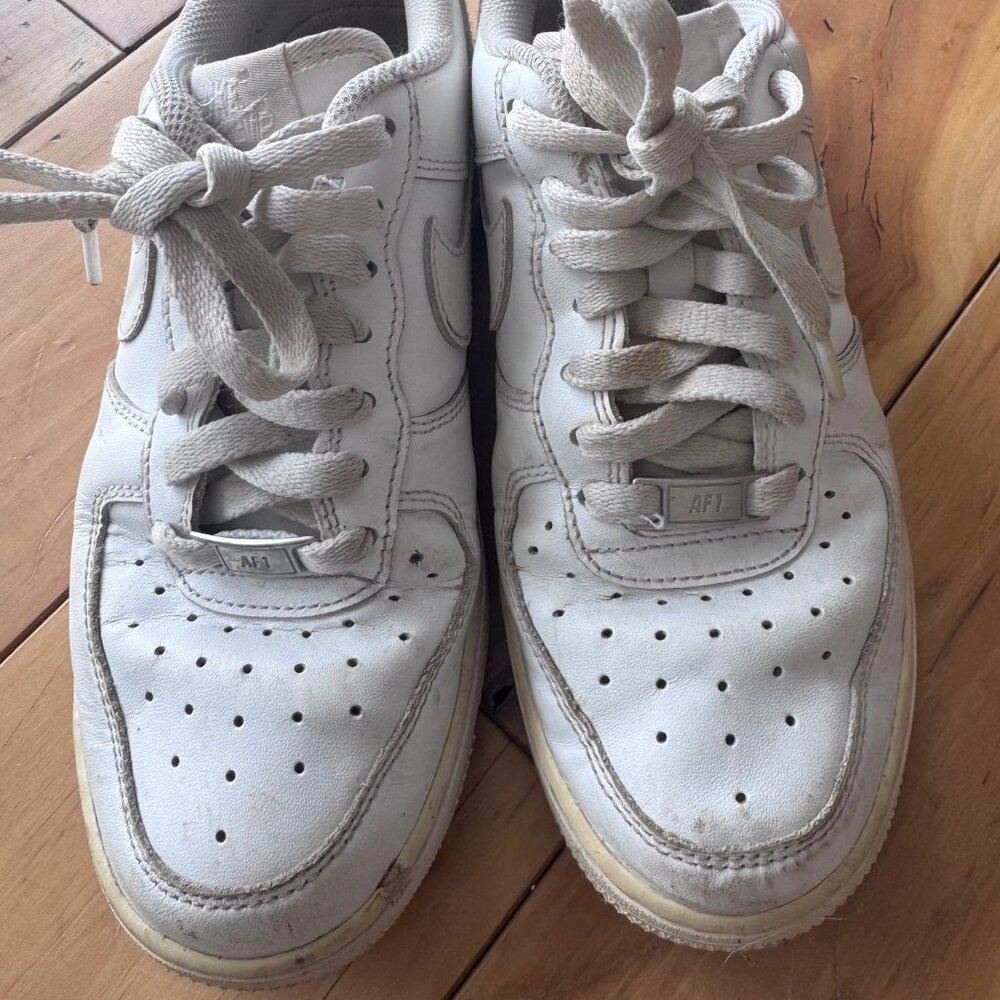Nike AF1 Air Force One Sneakers Women's Size 6.5 Used Good Condition Low White